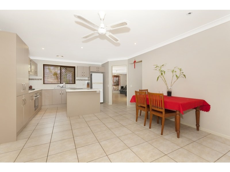 9 Pringle Place, Forest Lake QLD 4078