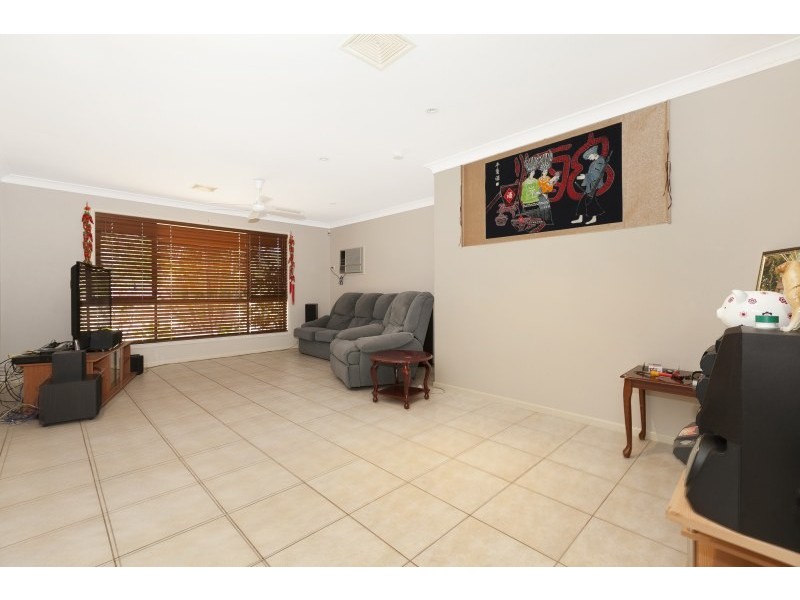 9 Pringle Place, Forest Lake QLD 4078