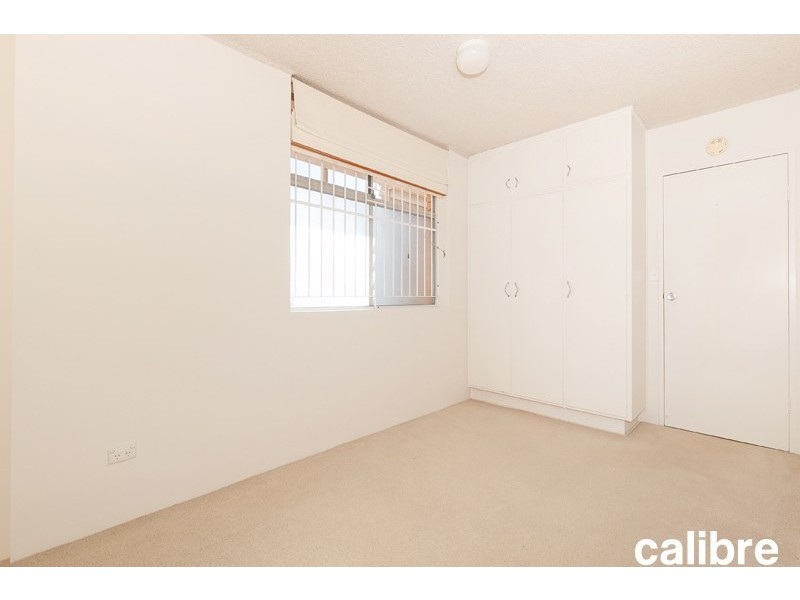 2/57 Brisbane Street, St Lucia QLD 4067