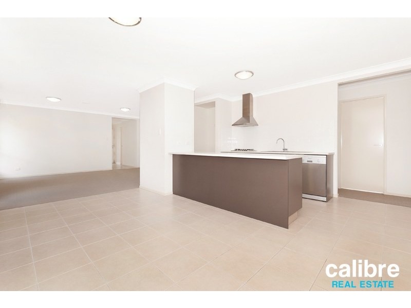 30 Valentine Circuit, Augustine Heights QLD 4300