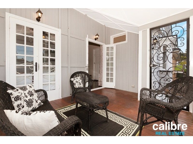 65 Cedar Street, Greenslopes QLD 4120