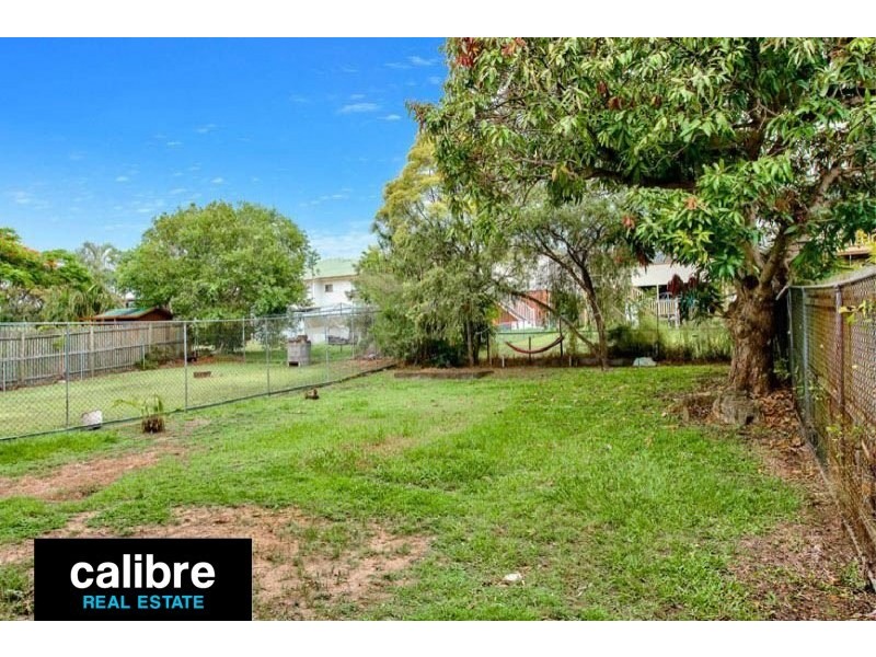 12 Evans Street, Kedron QLD 4031
