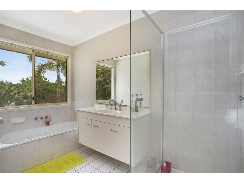 20 Westcott Place, Bellbowrie QLD 4070