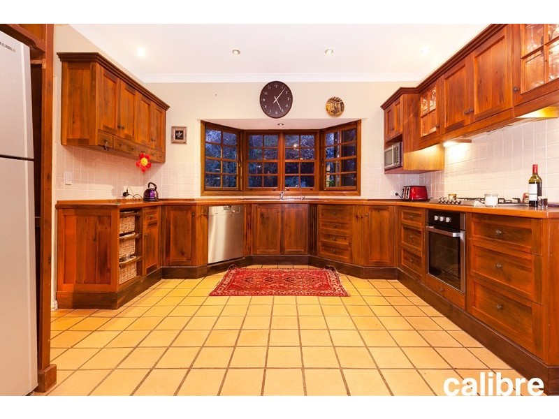 646 Haven Road, Upper Brookfield QLD 4069