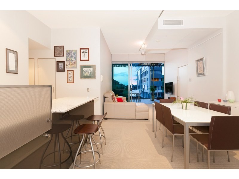 57/20 Newstead Terrace, Newstead QLD 4006