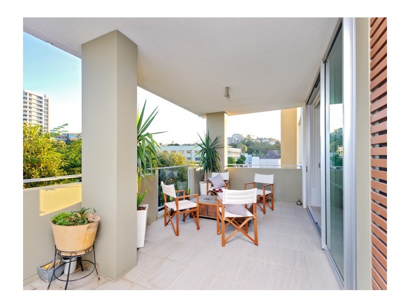 20 Newstead Terrace, Newstead QLD 4006