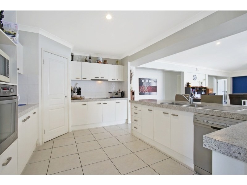1 Witty Road, Moggill QLD 4070