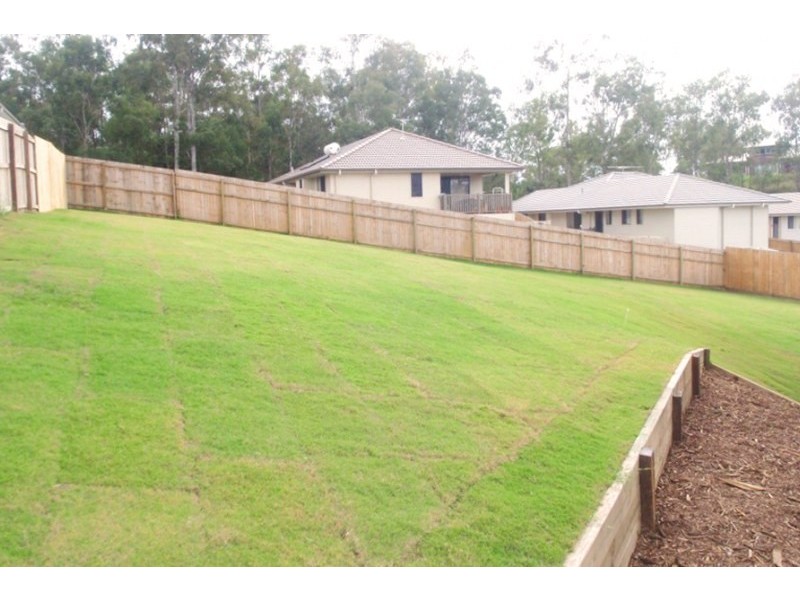 8 Sienna Place, Redbank Plains QLD 4301