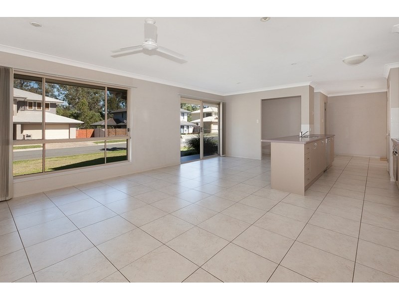 19 Berkeley Circuit, Bellbird Park QLD 4300