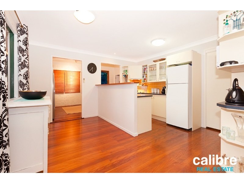 27 Bathurst Street, Red Hill QLD 4059