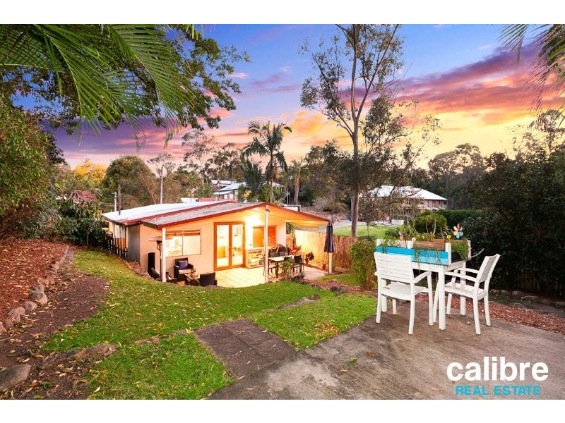 27 Bathurst Street, Red Hill QLD 4059