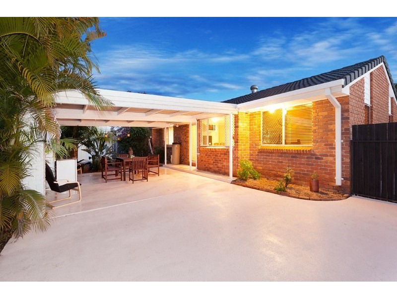 31 Voltaire Crescent, Petrie QLD 4502