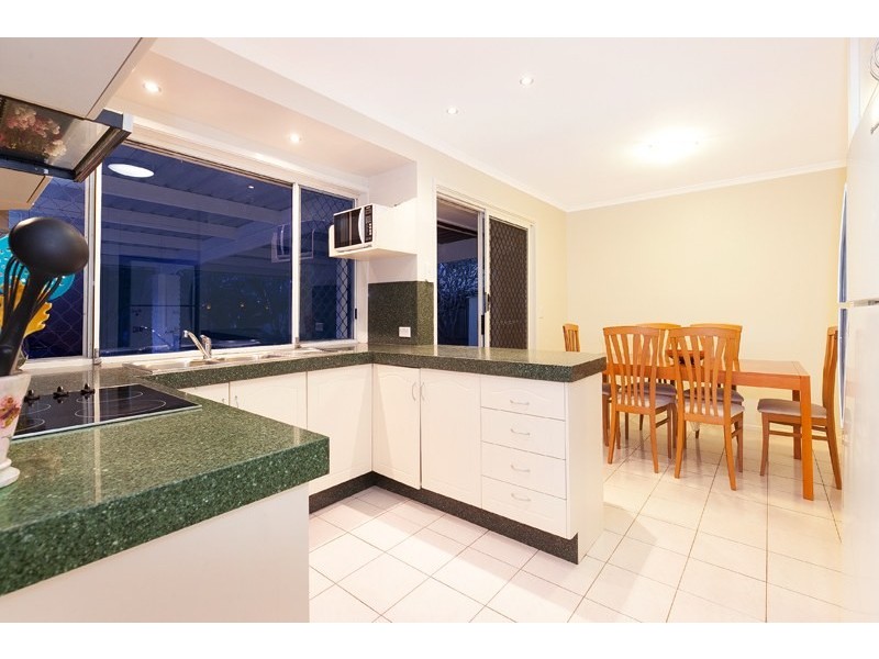 31 Voltaire Crescent, Petrie QLD 4502
