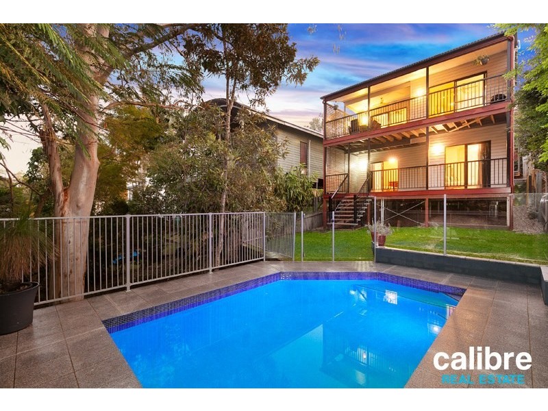 29 Outlook Crescent, Bardon QLD 4065
