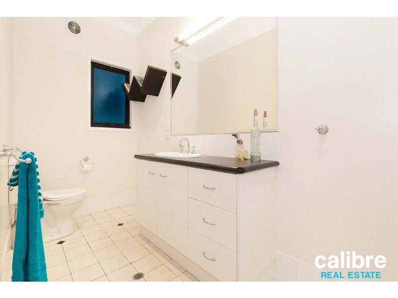 29 Outlook Crescent, Bardon QLD 4065