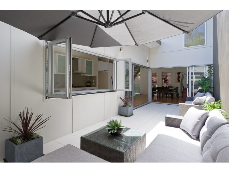 38a Cambridge Street, Red Hill QLD 4059