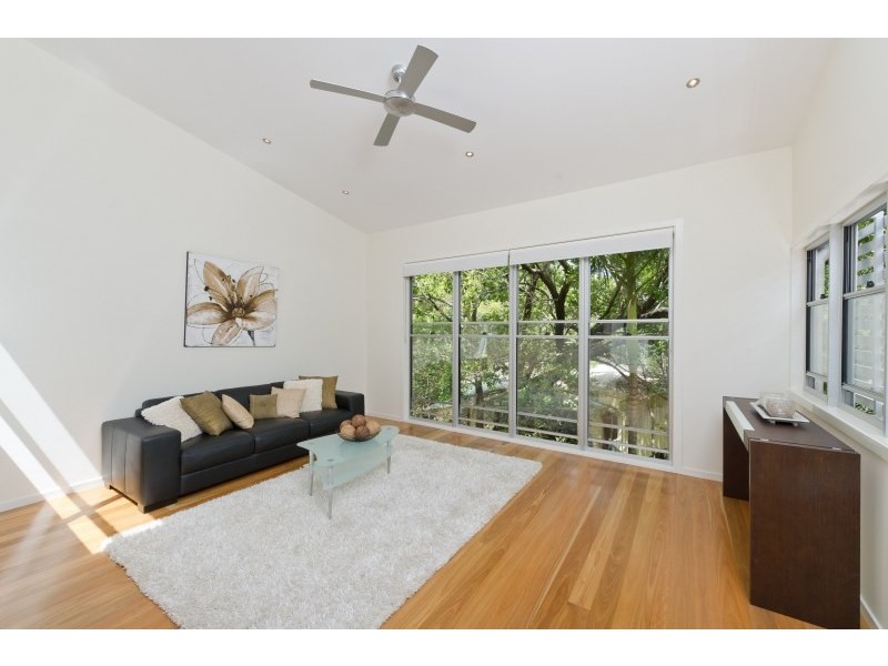 38a Cambridge Street, Red Hill QLD 4059