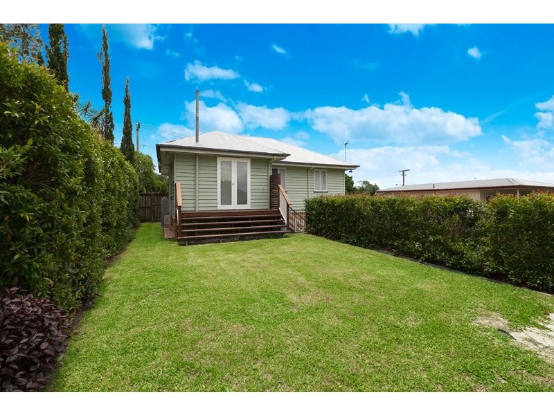 14 Winnam Street, Stafford QLD 4053