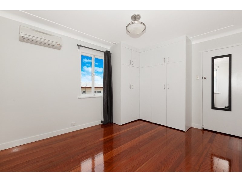 14 Winnam Street, Stafford QLD 4053