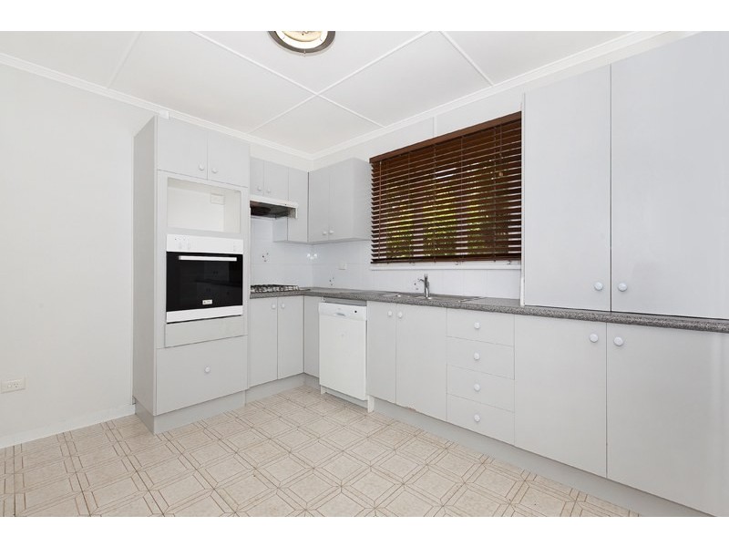 14 Winnam Street, Stafford QLD 4053