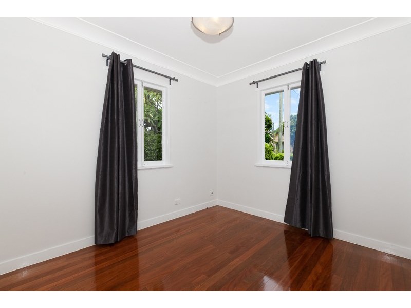 14 Winnam Street, Stafford QLD 4053