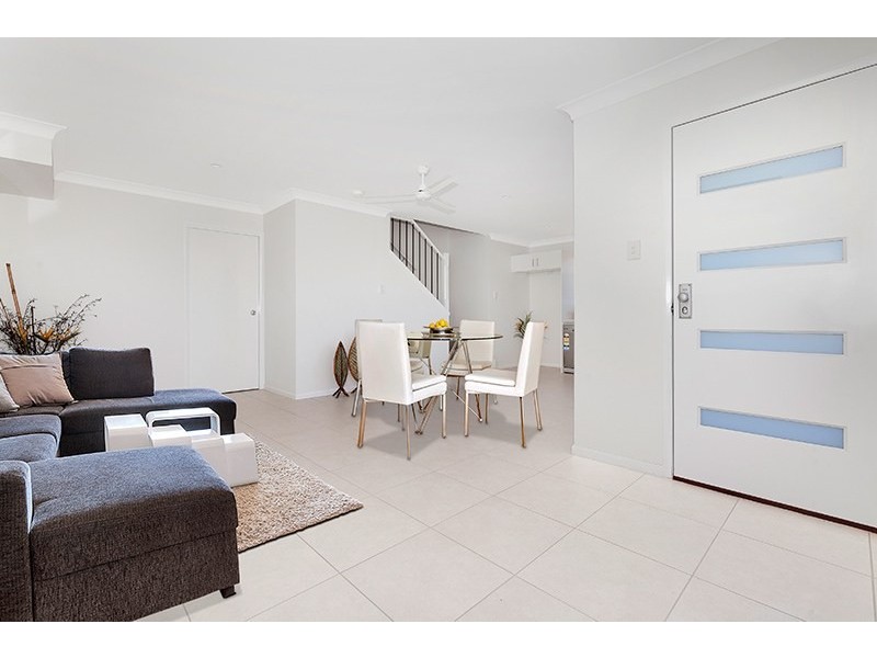1/6a Bridge Street, North Booval QLD 4304