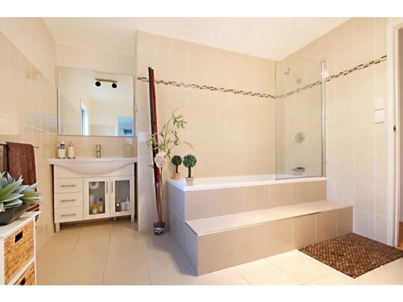 1 Devon Drive, Bellbird Park QLD 4300