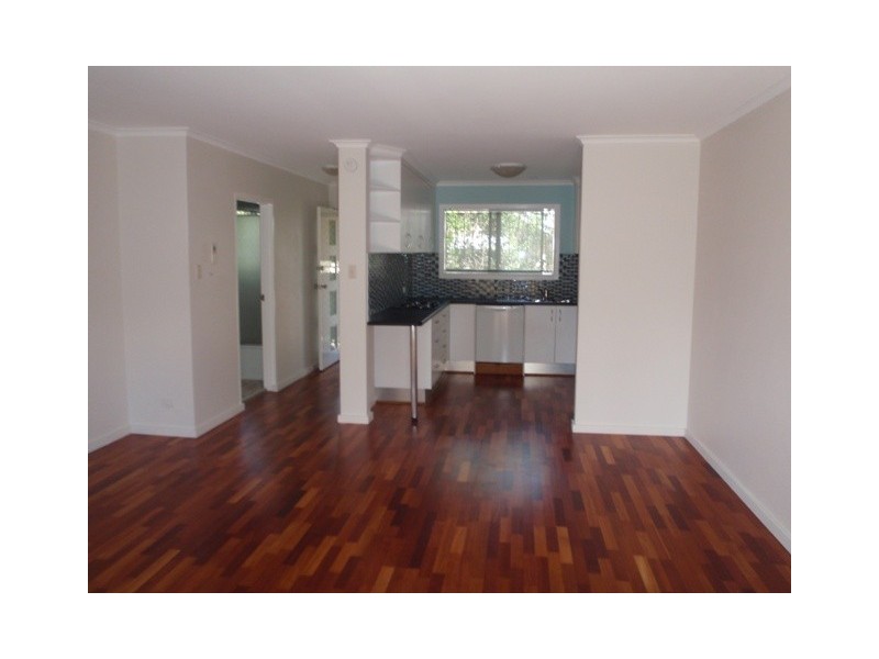 4/44 Sisley Street, St Lucia QLD 4067