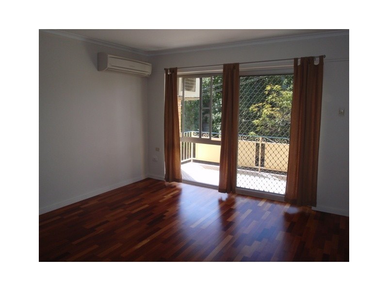 4/44 Sisley Street, St Lucia QLD 4067