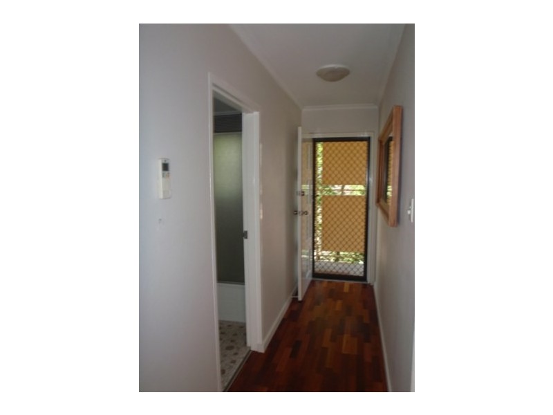 4/44 Sisley Street, St Lucia QLD 4067