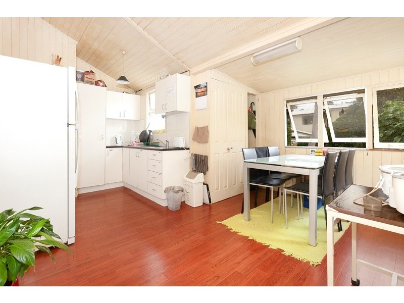 21 Burns Street, Indooroopilly QLD 4068