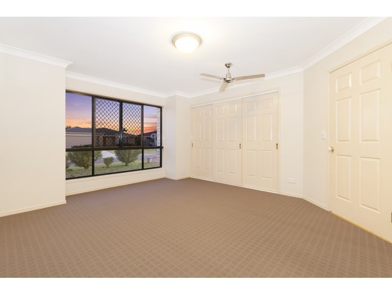 25 Spring Road, Kallangur QLD 4503