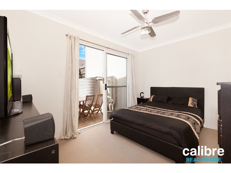 28 Park Edge Drive, Springfield Lakes QLD 4300