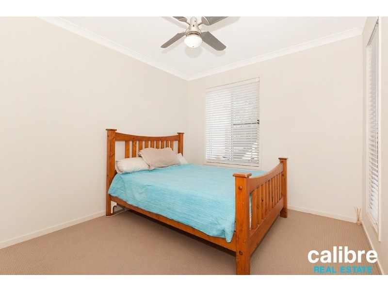 28 Park Edge Drive, Springfield Lakes QLD 4300