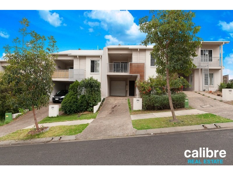 28 Park Edge Drive, Springfield Lakes QLD 4300