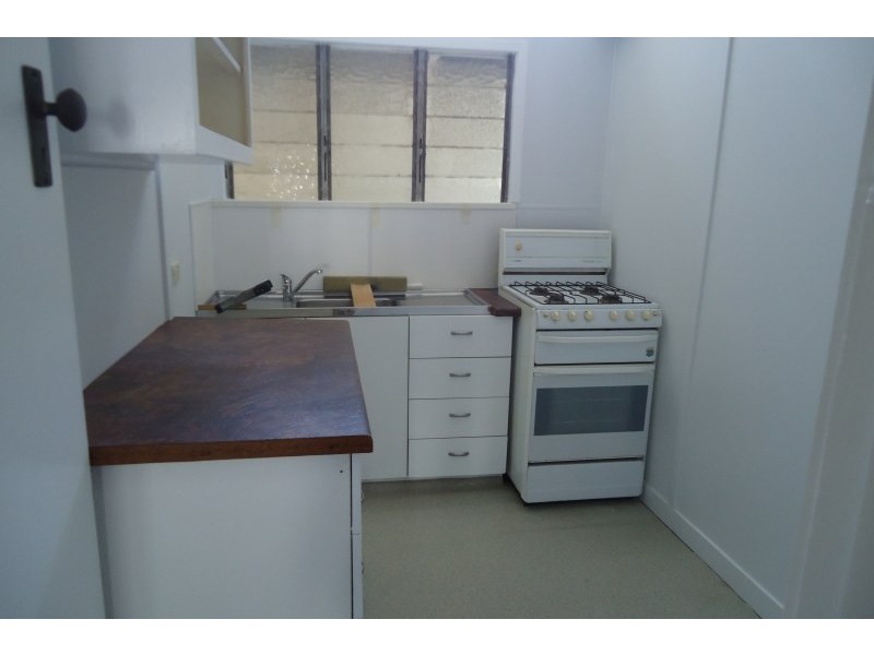 1/15 Fletcher Parade, Bardon QLD 4065