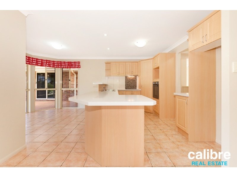 48 Pine County Place, Bellbowrie QLD 4070