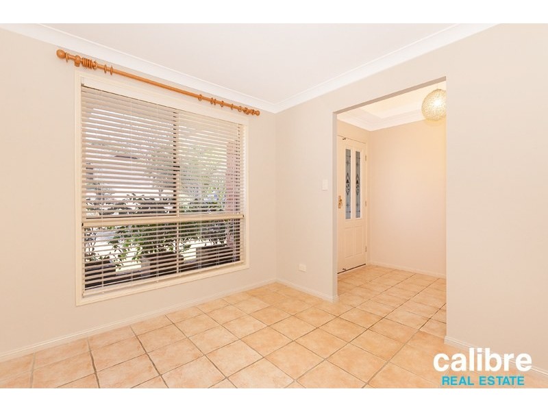48 Pine County Place, Bellbowrie QLD 4070