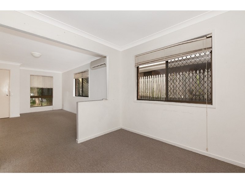 22 Landsdowne Street, Coorparoo QLD 4151