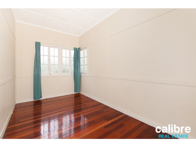 10 Berpi Street, Stafford QLD 4053