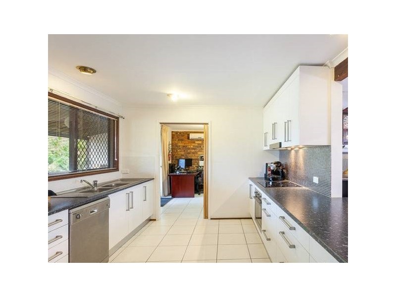 30 Akama Street, Durack QLD 4077