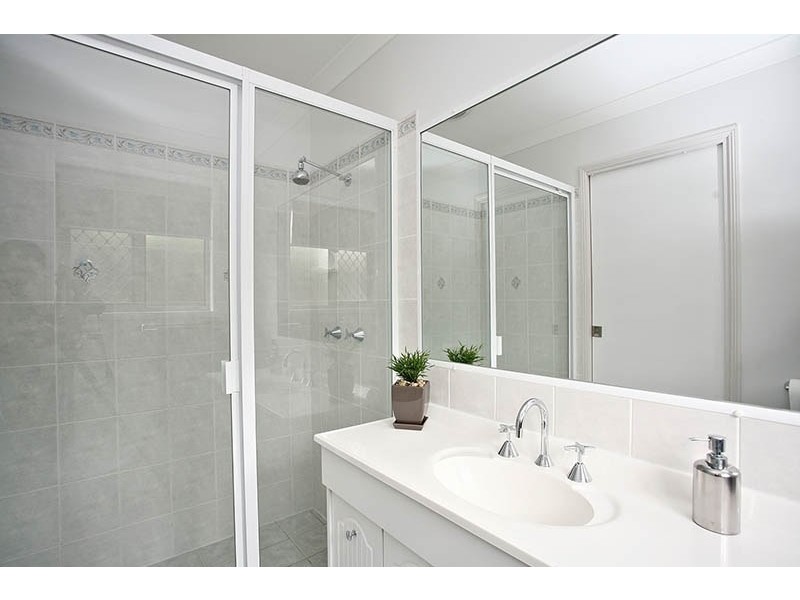 27 Cedrela Street, Moggill QLD 4070