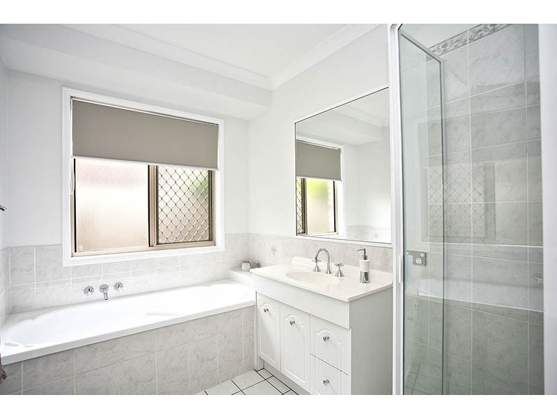 27 Cedrela Street, Moggill QLD 4070