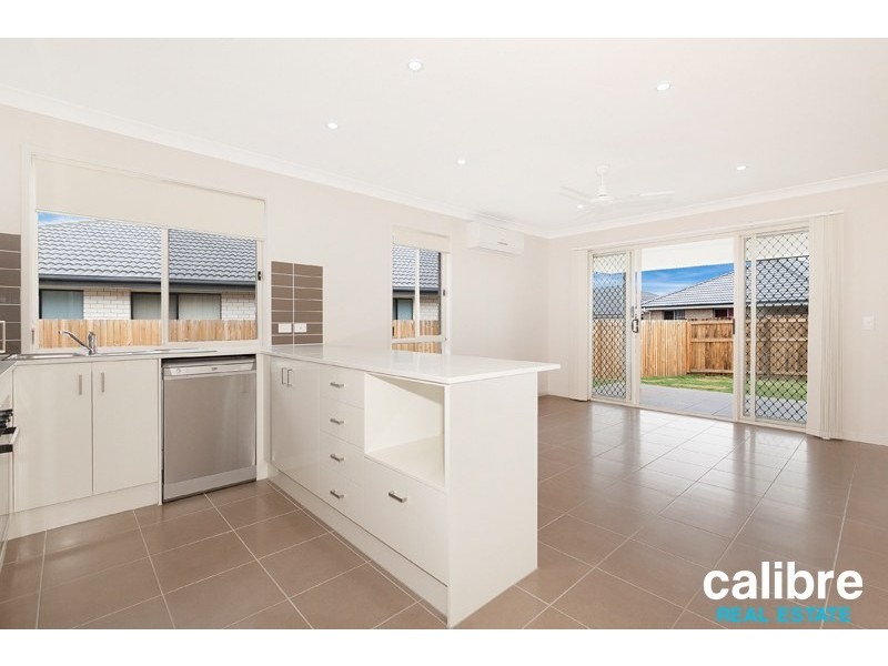 6 Hershey Close, Yarrabilba QLD 4207