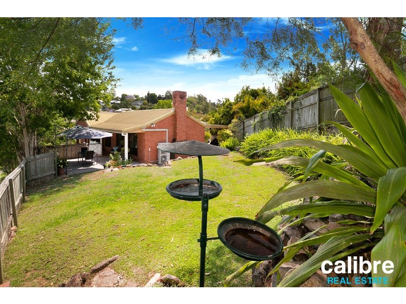 15 Desbet Street, The Gap QLD 4061