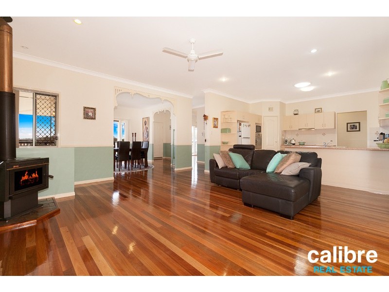 19 Greenwood Close, Moggill QLD 4070