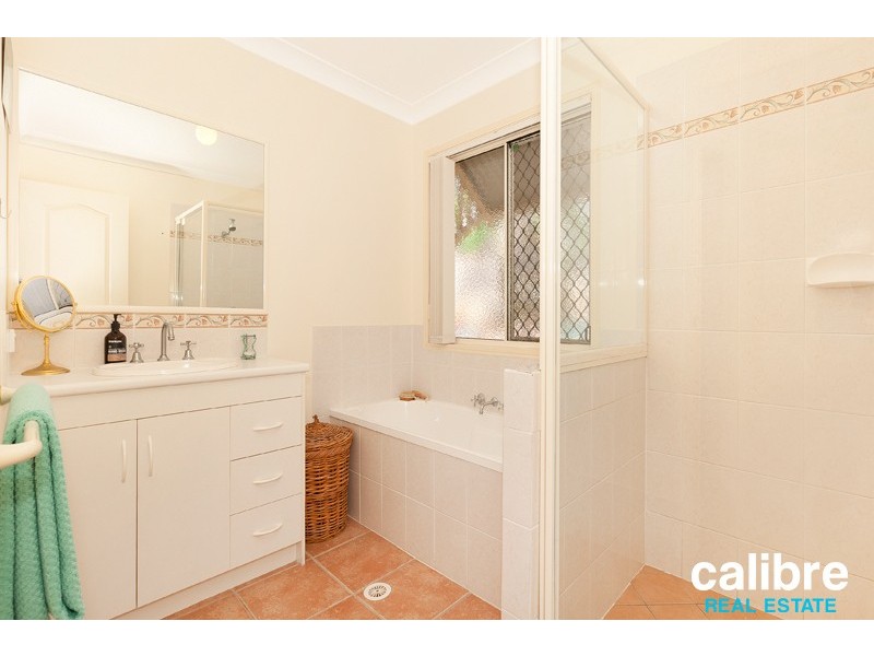 19 Greenwood Close, Moggill QLD 4070