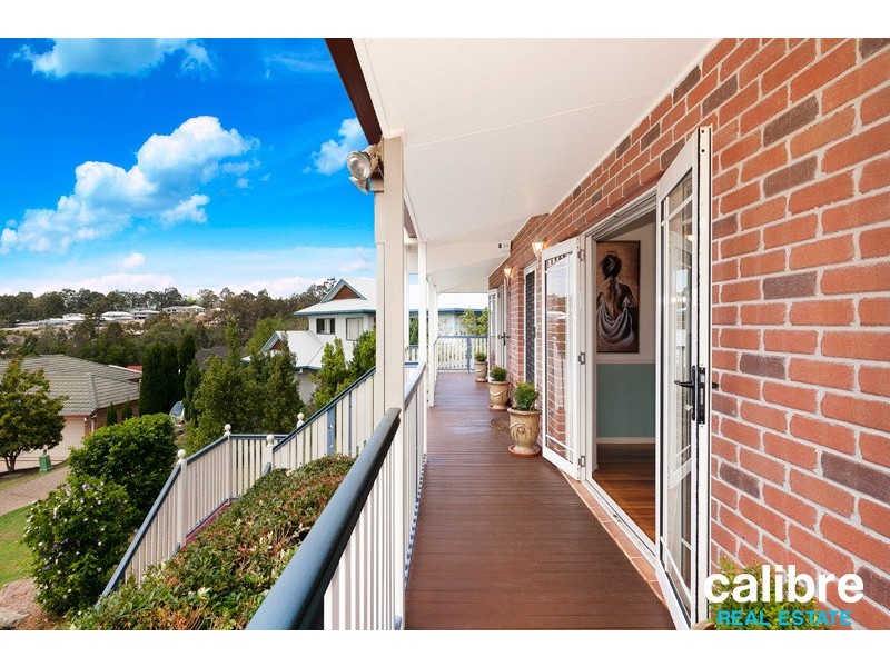 19 Greenwood Close, Moggill QLD 4070