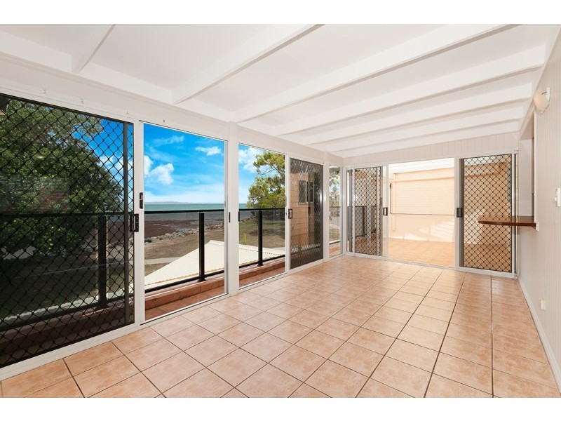3/4 Second Avenue, Scarborough QLD 4020