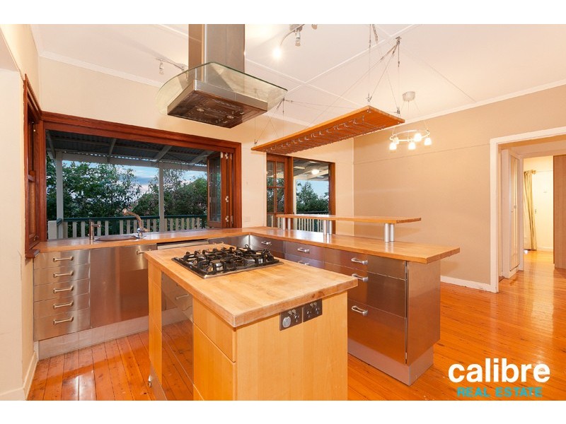 65 Armfield Street, Stafford QLD 4053